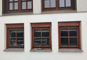 Fenster vor dem Lasieren