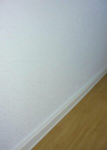 Tapete mit Edelputzimitat