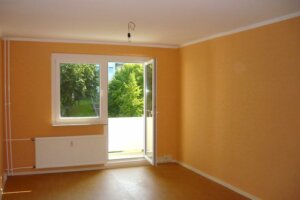 Wohnstube mit Vliestapete